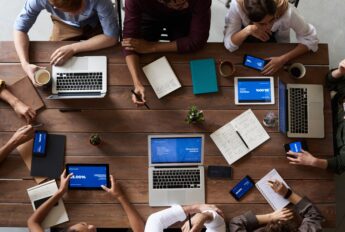 People doing e-learning